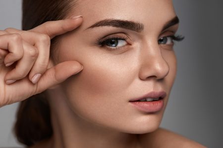 traçage de sourcils