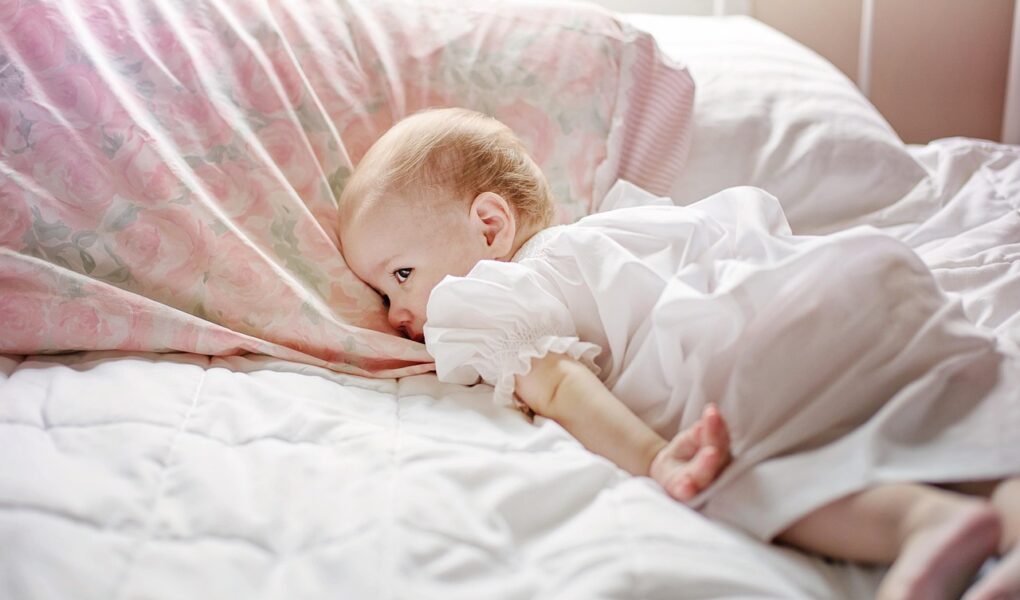 découvrez notre babyphone fiable et facile à utiliser, pour surveiller votre bébé en toute sécurité et tranquillité à tout moment.