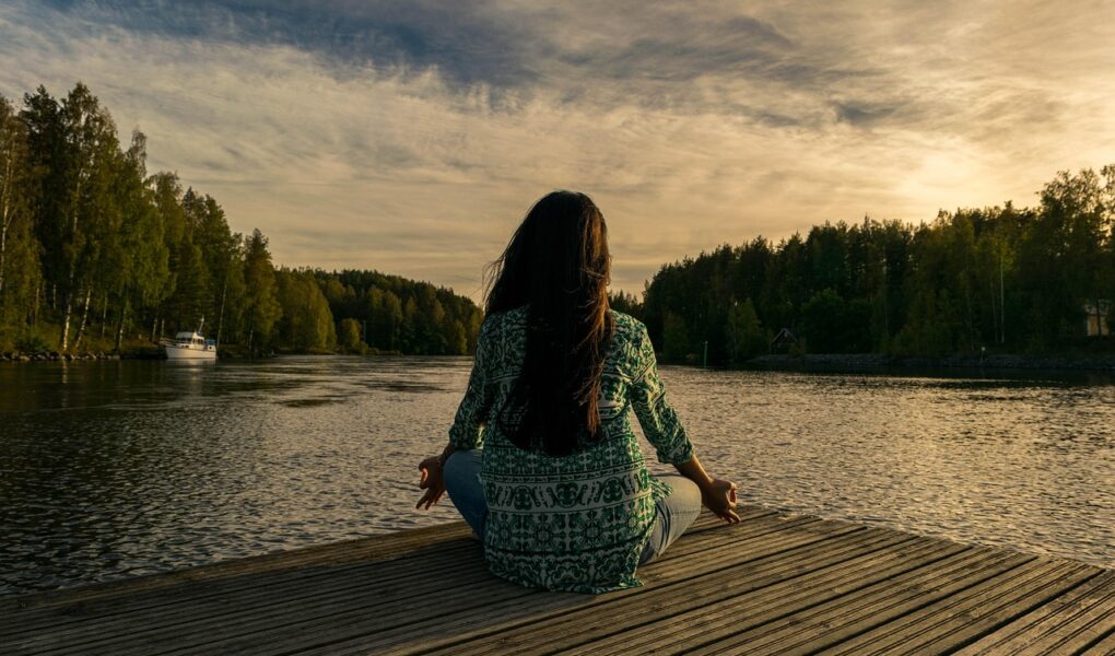 découvrez la mindfulness, une pratique de pleine conscience pour améliorer votre bien-être, réduire le stress et vivre l'instant présent avec sérénité.
