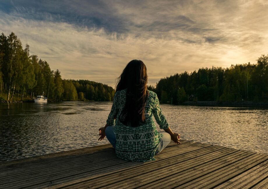 découvrez la mindfulness, une pratique de pleine conscience pour améliorer votre bien-être, réduire le stress et vivre l'instant présent avec sérénité.